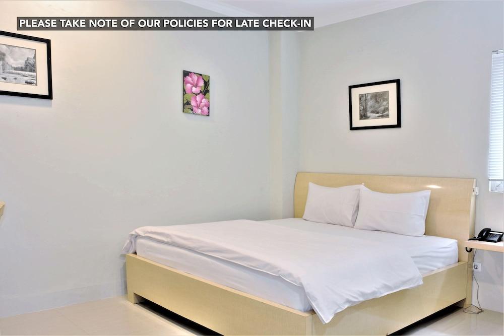 Hotel Kemang Eleven à Jakarta Extérieur photo