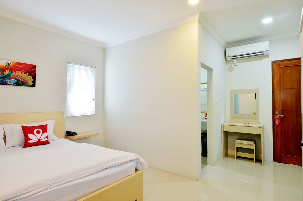 Hotel Kemang Eleven à Jakarta Extérieur photo