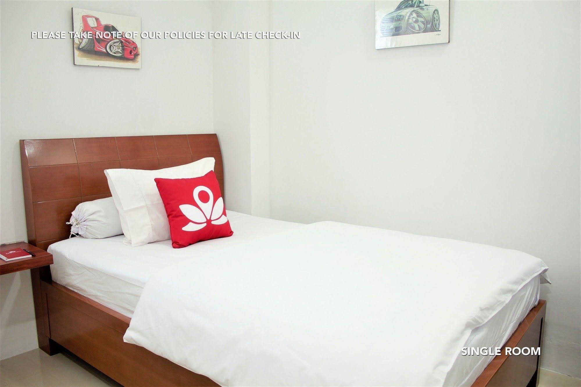 Hotel Kemang Eleven à Jakarta Extérieur photo